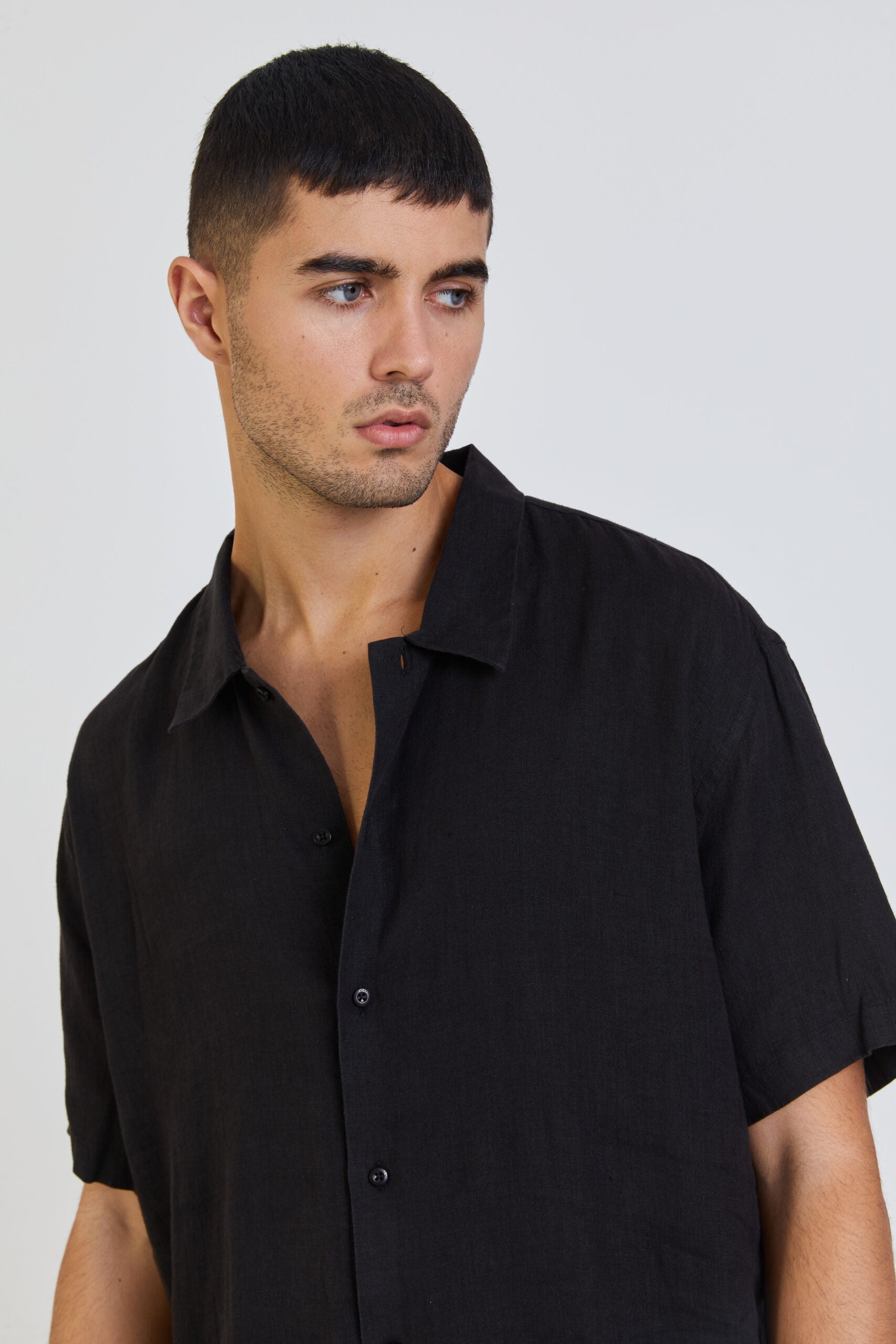 100% Linen Short Sleeve Shirt - Black
